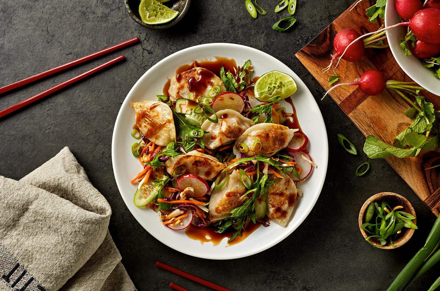 Dumpling Asian Style Salad